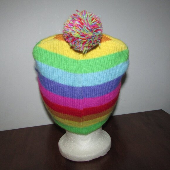 Rainbow Striped Togue - Picture 3 of 4